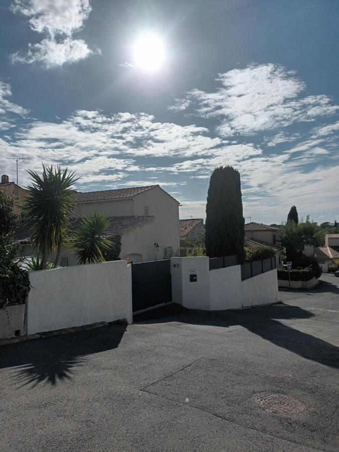 Jolie Villa Lalou Cote D'Azur Trois Chambres Fréjus Exterior foto